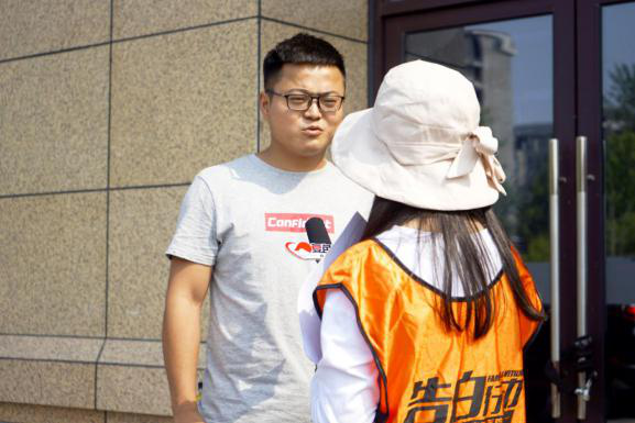消除歧视 为爱出发 爱心送考司机为白癜风患者发声 