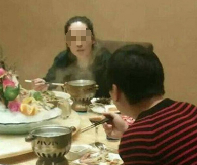 王思聪约郭碧婷何时治疗白癜风最好呢 